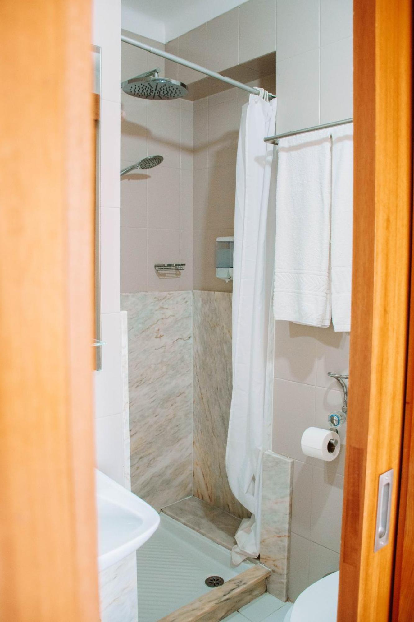 Arca Nova Guest House - Caminha Δωμάτιο φωτογραφία
